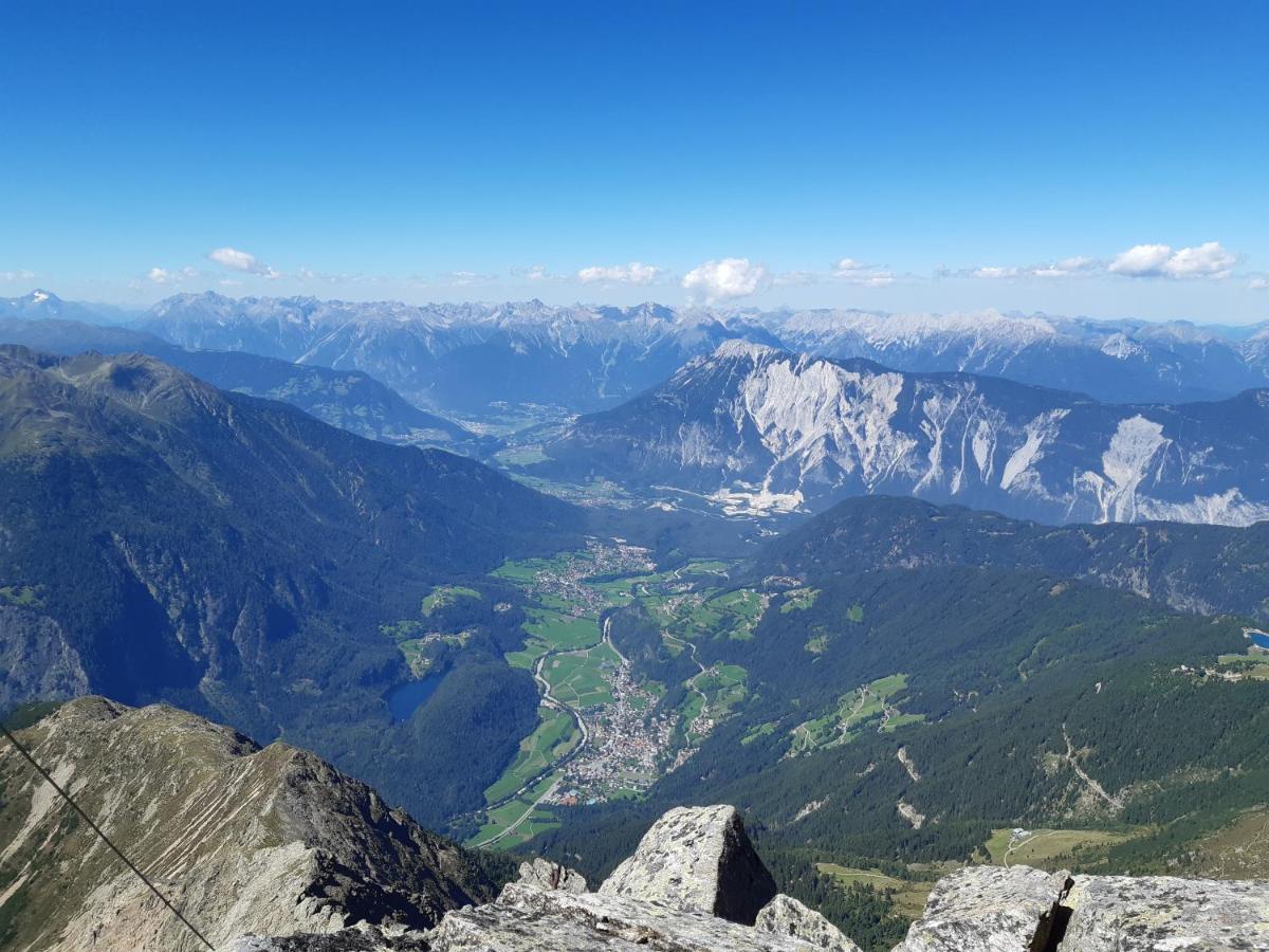 Your Basecamp! Roppen Exterior foto